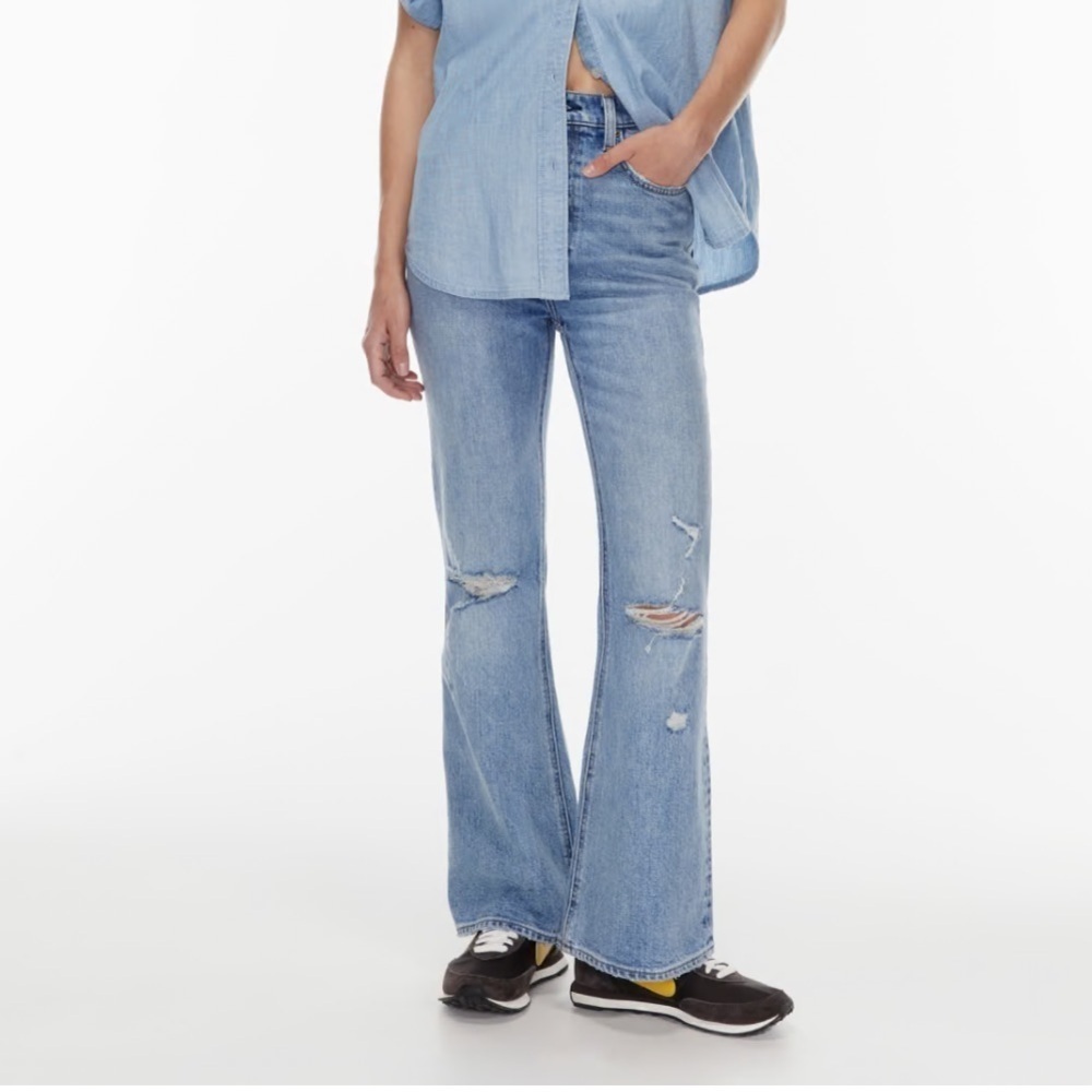 Denim Forum Twiggy High Rise Flare 28L Blue Denim Busted Knee Jeans